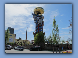 Hundertwasserturm.jpg